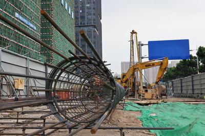 南海首座鋁合金人行天橋開工建設，預計明年3月啟用